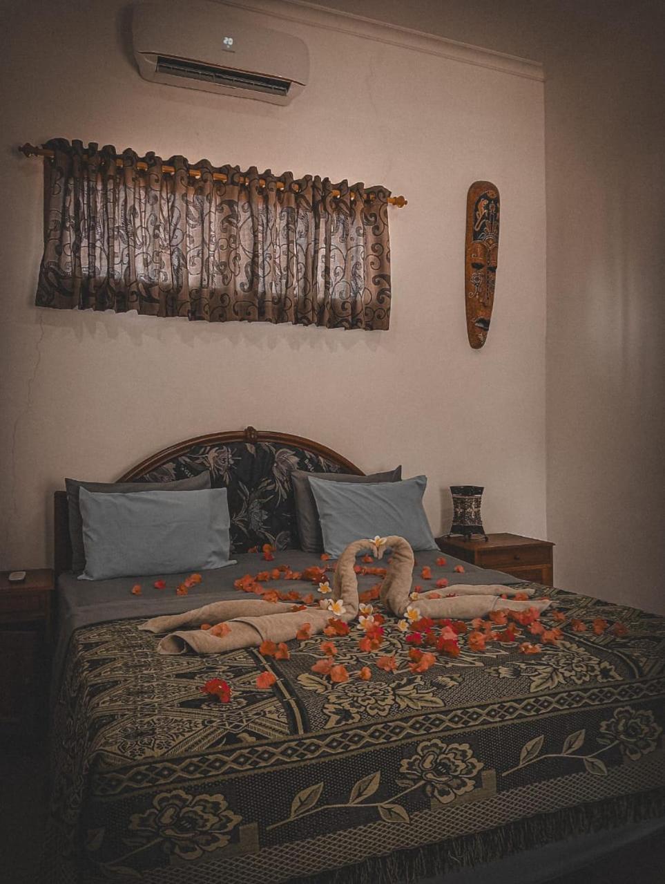 Yuli'S Homestay Kuta  Esterno foto